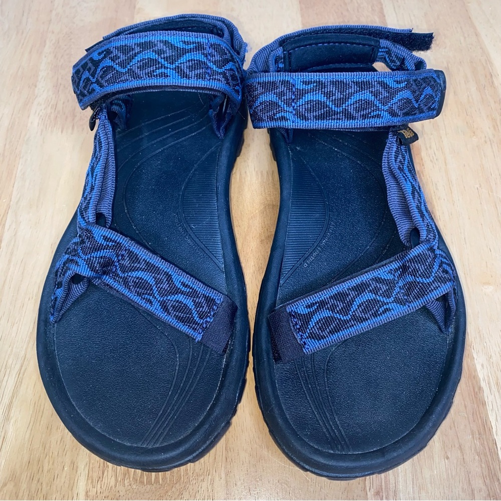 SOLD✨TEVA Hurricane Men’s Size 7 Blue Outdoor Sandals - Picture 2 of 11